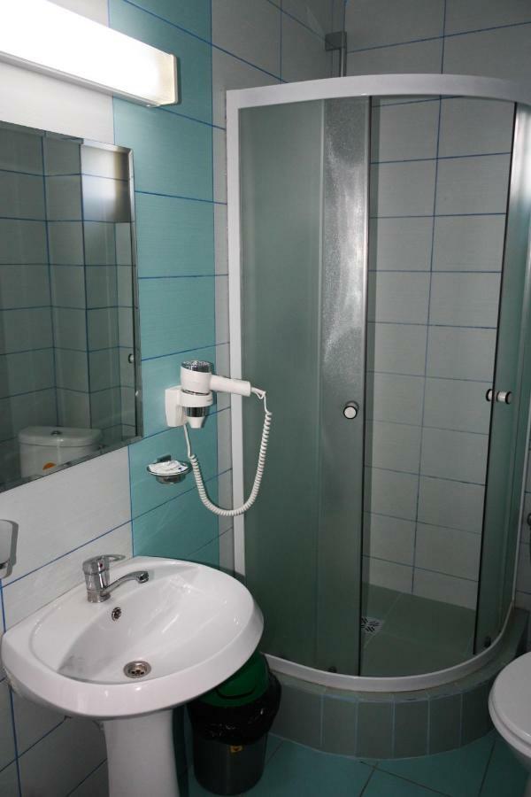 Perla Muntilor Hotell Ranca Eksteriør bilde